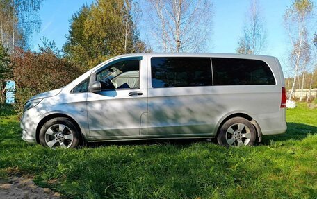 Mercedes-Benz Vito, 2018 год, 2 700 000 рублей, 2 фотография
