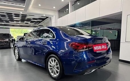 Mercedes-Benz A-Класс, 2022 год, 2 200 000 рублей, 5 фотография
