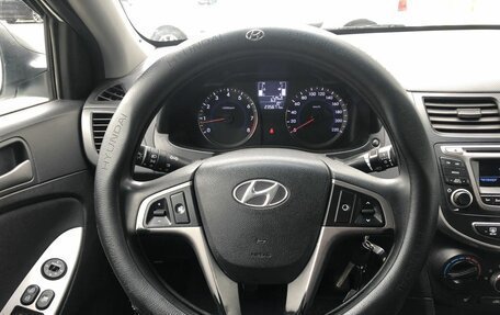 Hyundai Solaris II рестайлинг, 2015 год, 875 000 рублей, 12 фотография