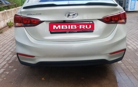 Hyundai Solaris II рестайлинг, 2017 год, 750 000 рублей, 2 фотография