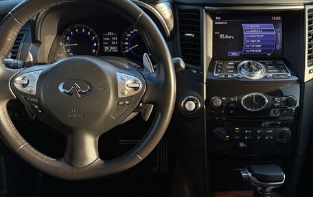 Infiniti FX II, 2012 год, 1 999 999 рублей, 13 фотография