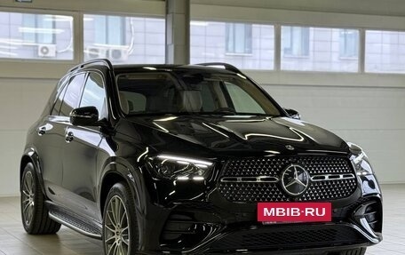 Mercedes-Benz GLE, 2024 год, 18 900 000 рублей, 3 фотография