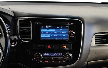 Mitsubishi Outlander III рестайлинг 3, 2015 год, 1 729 000 рублей, 9 фотография
