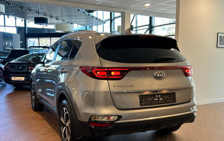 KIA Sportage IV рестайлинг, 2020 год, 2 650 000 рублей, 2 фотография