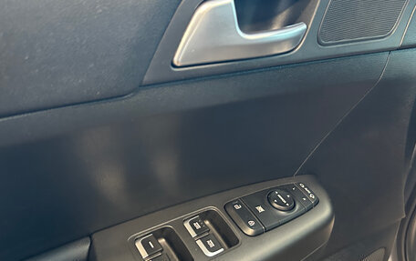 KIA Sportage IV рестайлинг, 2020 год, 2 650 000 рублей, 11 фотография