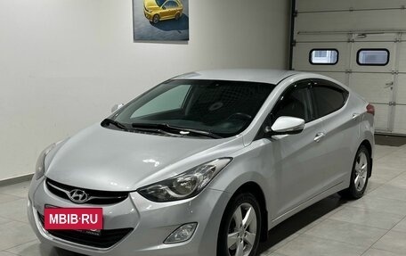 Hyundai Elantra V, 2013 год, 1 349 900 рублей, 2 фотография