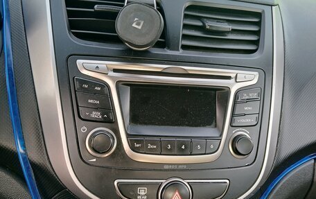 Hyundai Solaris II рестайлинг, 2016 год, 950 000 рублей, 11 фотография