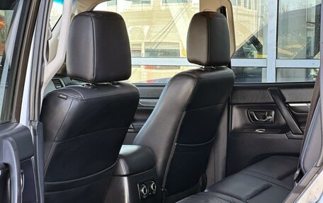 Mitsubishi Pajero IV, 2011 год, 1 749 000 рублей, 17 фотография