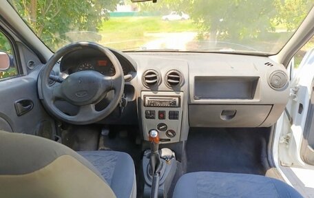 Renault Logan I, 2005 год, 230 000 рублей, 7 фотография