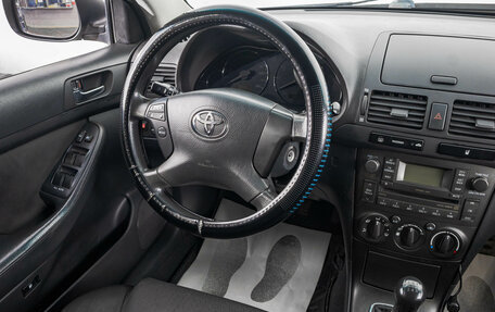 Toyota Avensis III рестайлинг, 2006 год, 899 000 рублей, 18 фотография