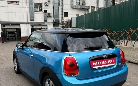 MINI Hatch, 2017 год, 1 300 000 рублей, 2 фотография