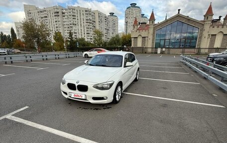 BMW 1 серия, 2013 год, 900 000 рублей, 2 фотография