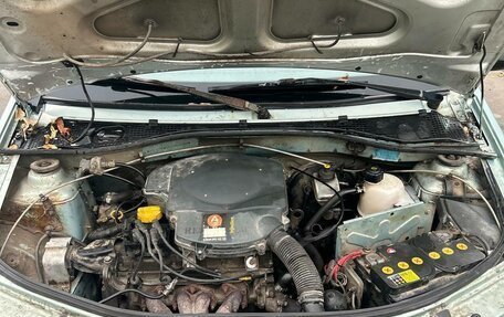 Renault Logan I, 2006 год, 130 000 рублей, 7 фотография