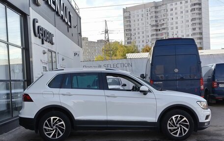 Volkswagen Tiguan II, 2018 год, 2 400 000 рублей, 4 фотография
