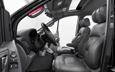 Hyundai Grand Starex Grand Starex I рестайлинг 2, 2015 год, 1 895 000 рублей, 7 фотография