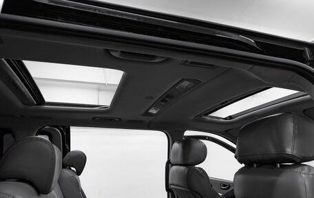 Hyundai Grand Starex Grand Starex I рестайлинг 2, 2015 год, 1 895 000 рублей, 18 фотография