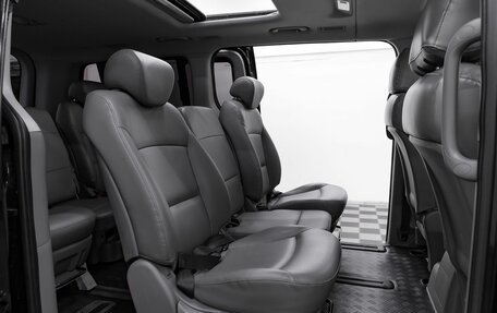 Hyundai Grand Starex Grand Starex I рестайлинг 2, 2015 год, 1 895 000 рублей, 19 фотография