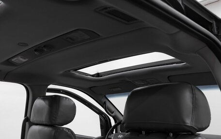 Hyundai Grand Starex Grand Starex I рестайлинг 2, 2015 год, 1 895 000 рублей, 20 фотография