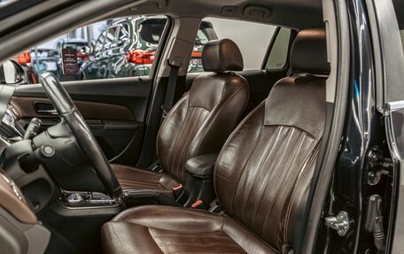 Chevrolet Cruze II, 2014 год, 995 000 рублей, 10 фотография