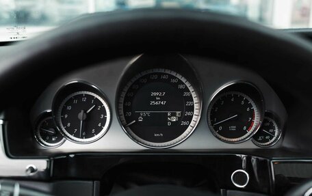 Mercedes-Benz E-Класс, 2010 год, 1 450 000 рублей, 13 фотография
