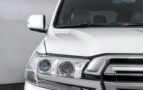 Toyota Land Cruiser 200, 2015 год, 4 900 000 рублей, 26 фотография