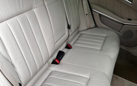 Mercedes-Benz E-Класс, 2013 год, 1 990 000 рублей, 10 фотография
