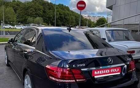 Mercedes-Benz E-Класс, 2013 год, 1 990 000 рублей, 7 фотография
