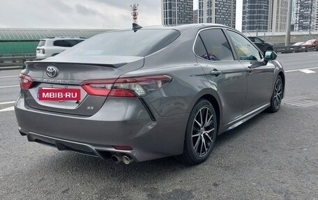 Toyota Camry, 2021 год, 2 500 000 рублей, 6 фотография