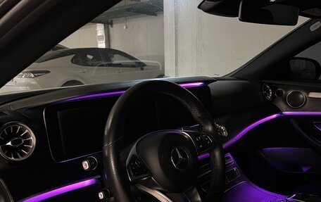 Mercedes-Benz E-Класс, 2017 год, 2 900 000 рублей, 7 фотография