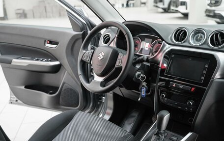 Suzuki Vitara II рестайлинг, 2020 год, 1 899 000 рублей, 12 фотография