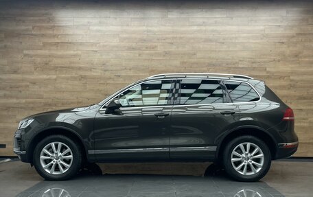 Volkswagen Touareg III, 2015 год, 2 599 000 рублей, 6 фотография