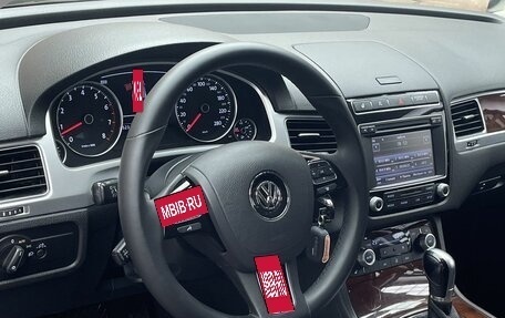 Volkswagen Touareg III, 2015 год, 2 599 000 рублей, 8 фотография