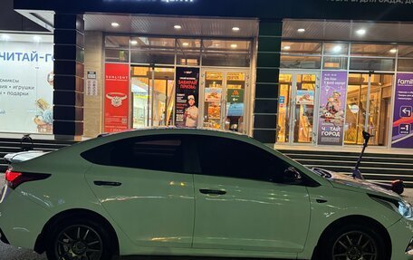 Hyundai Solaris II рестайлинг, 2017 год, 650 000 рублей, 6 фотография