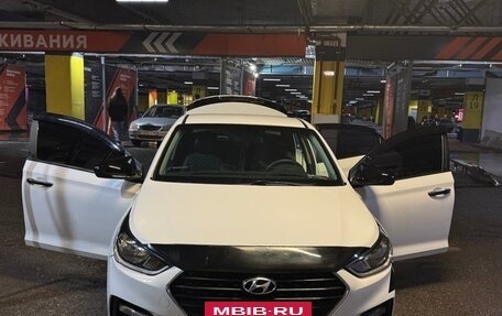 Hyundai Solaris II рестайлинг, 2017 год, 650 000 рублей, 9 фотография