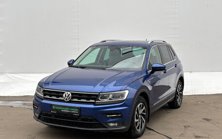 Volkswagen Tiguan II, 2018 год, 2 280 000 рублей, 1 фотография
