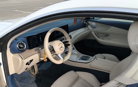 Mercedes-Benz E-Класс, 2020 год, 5 300 000 рублей, 4 фотография