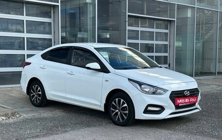 Hyundai Solaris II рестайлинг, 2017 год, 1 150 000 рублей, 3 фотография