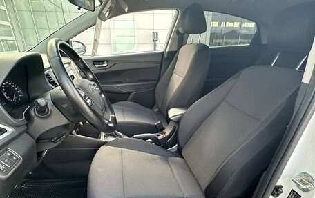 Hyundai Solaris II рестайлинг, 2017 год, 1 150 000 рублей, 16 фотография