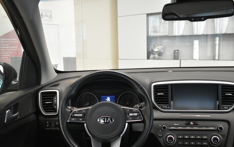 KIA Sportage IV рестайлинг, 2021 год, 2 599 000 рублей, 8 фотография