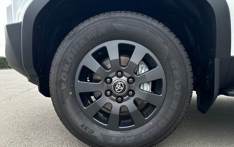 Toyota Land Cruiser Prado, 2024 год, 12 220 000 рублей, 18 фотография