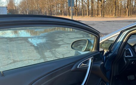 Opel Astra J, 2013 год, 815 000 рублей, 10 фотография
