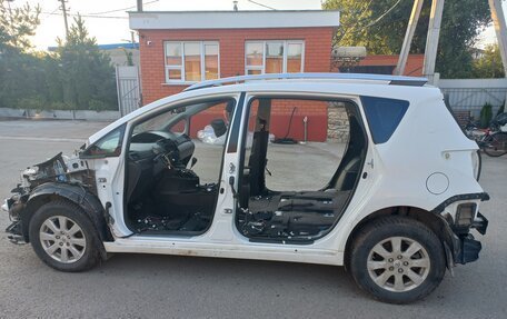 Toyota Verso I, 2012 год, 550 000 рублей, 26 фотография