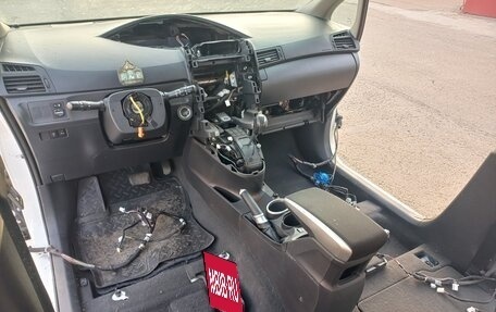Toyota Verso I, 2012 год, 550 000 рублей, 24 фотография
