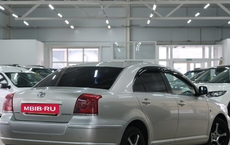 Toyota Avensis III рестайлинг, 2005 год, 729 000 рублей, 7 фотография