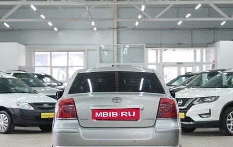 Toyota Avensis III рестайлинг, 2005 год, 729 000 рублей, 6 фотография