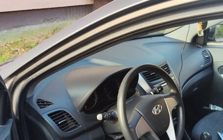 Hyundai Solaris II рестайлинг, 2016 год, 1 150 000 рублей, 9 фотография