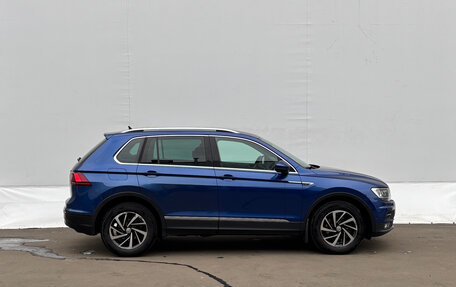 Volkswagen Tiguan II, 2018 год, 2 280 000 рублей, 4 фотография