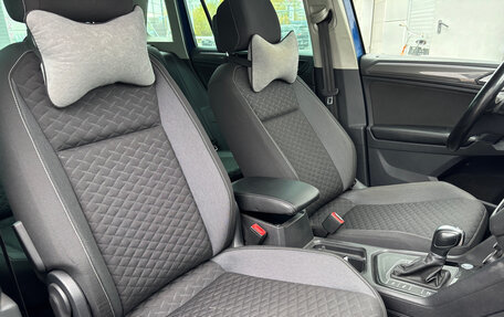 Volkswagen Tiguan II, 2018 год, 2 280 000 рублей, 10 фотография