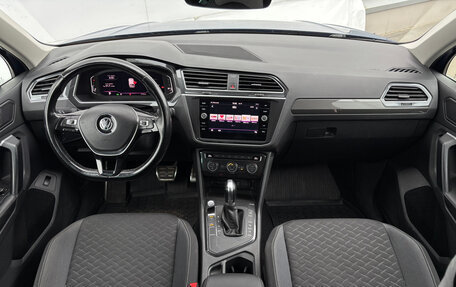 Volkswagen Tiguan II, 2018 год, 2 280 000 рублей, 12 фотография