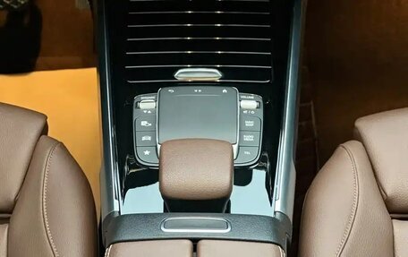 Mercedes-Benz GLB, 2021 год, 2 393 000 рублей, 16 фотография